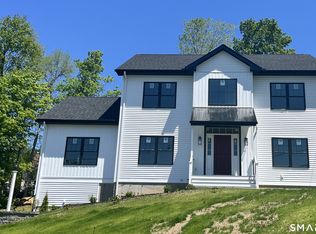 796 Maple Hill Rd, Naugatuck, CT 06770