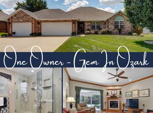 1608 E Bingham St, Ozark, MO 65721