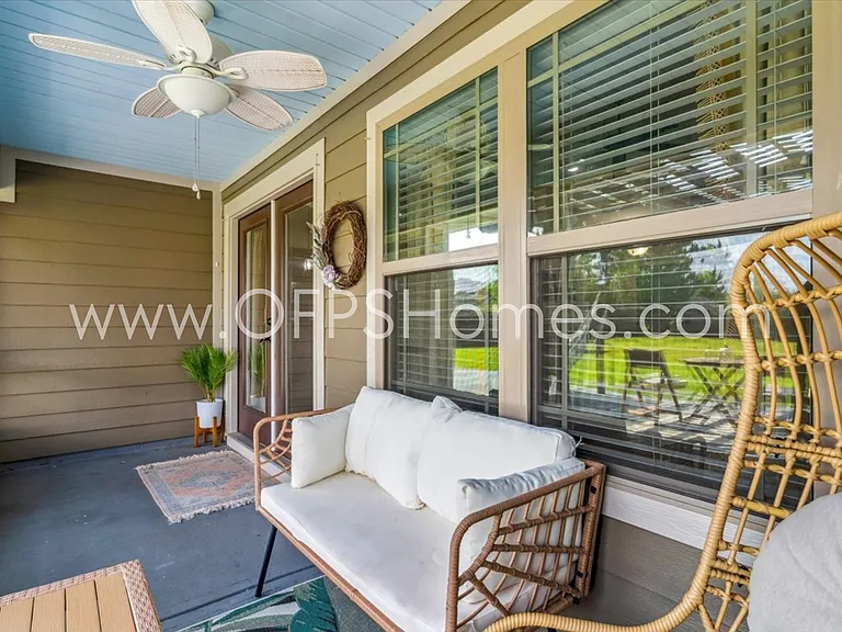8170 Tavira St — Photo 34