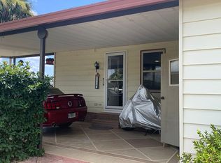 1716 Magnolia Ave, Lady Lake, FL 32159