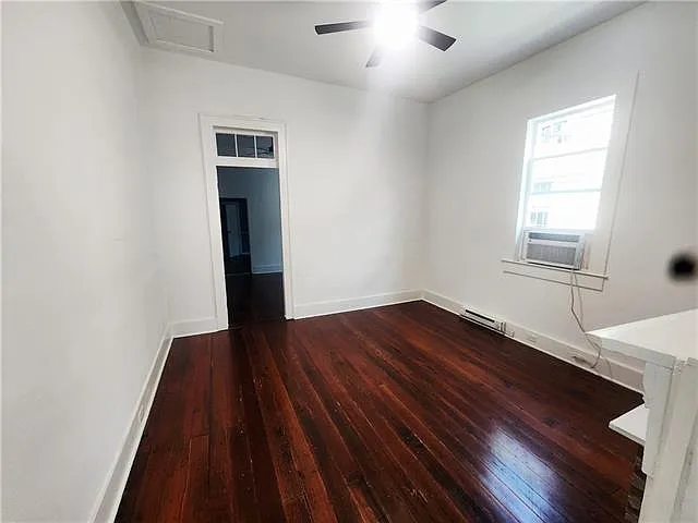 1136 Frenchmen St — Photo 5