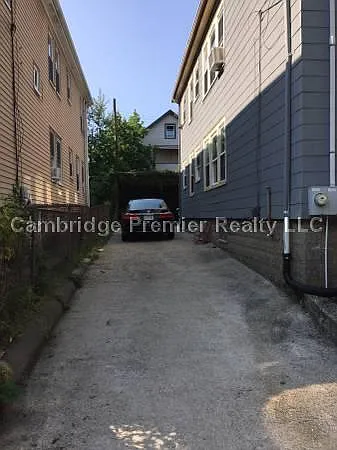 175 Boston Ave #2 — Photo 6