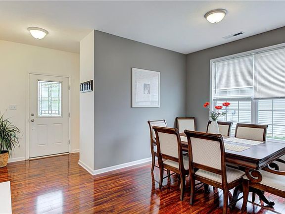 2nd image of 7838 Bombay Ln