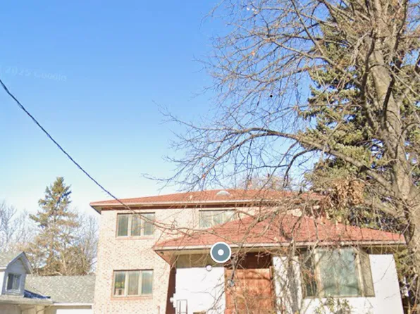 16 Connaught Ave, Toronto, ON M2M 1G6