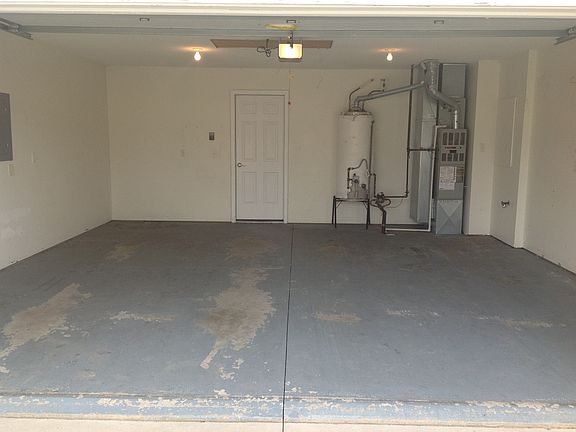 2-Car Garage