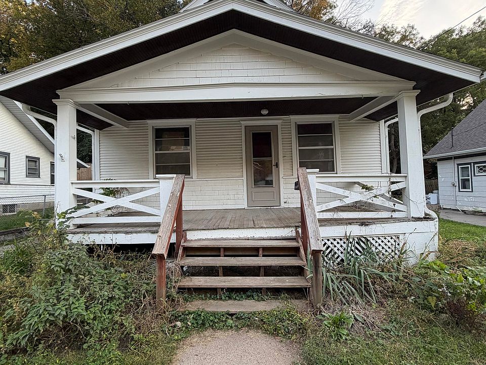 1st image of 666 Franklin Ave