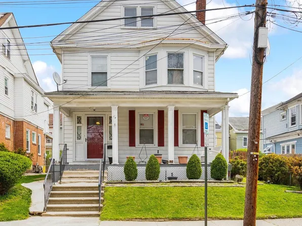 64 Oak Ln, Trenton, NJ 08618