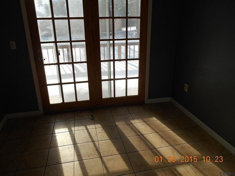 3rd image of 330 LOUDEN Road