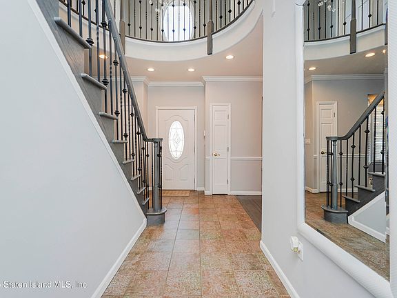 4th image of 134 Prall Ave