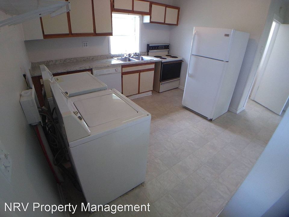 2nd image of 744 Auburn Ave