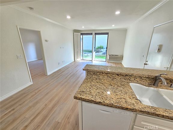 5th image of 20702 El Toro Rd