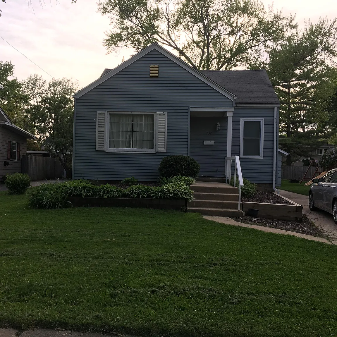 732 Richards St photo 1