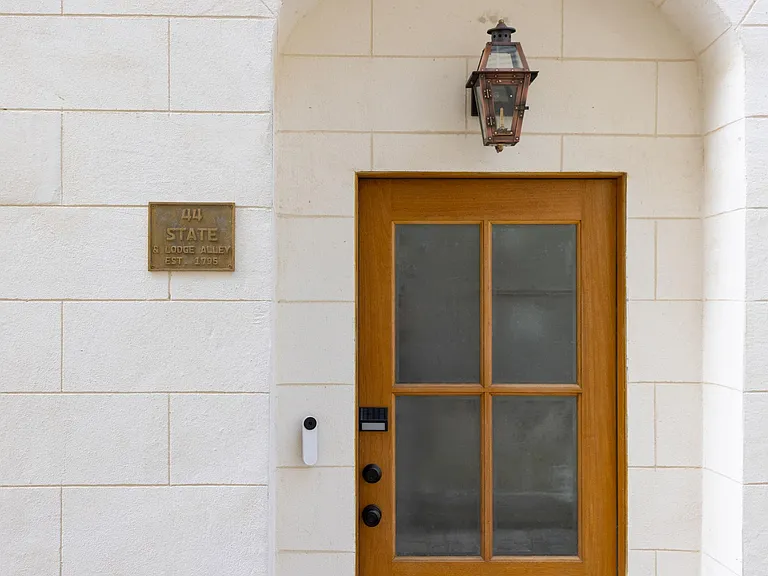 44 State St #A — Photo 32