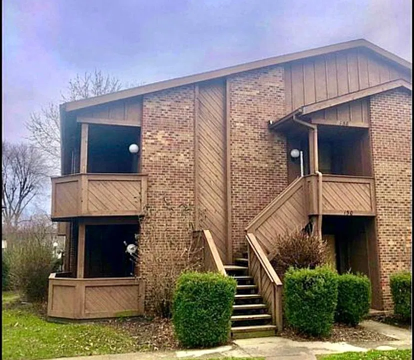 158 Hartford Ct #158