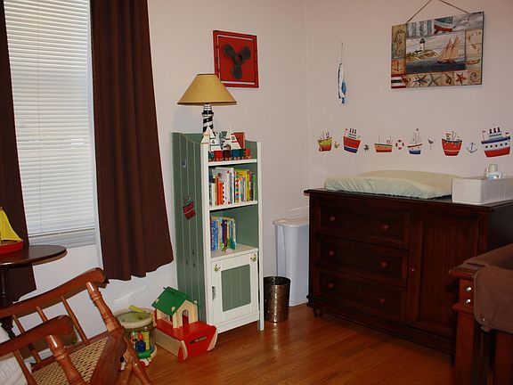 4th image of 1008 N Oakley Blvd #2