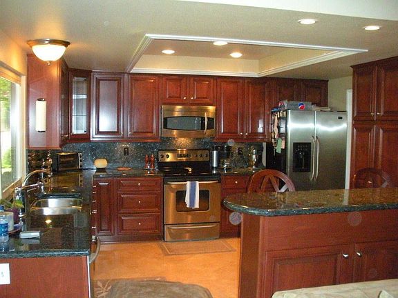 5th image of 2044 Mustang Cir