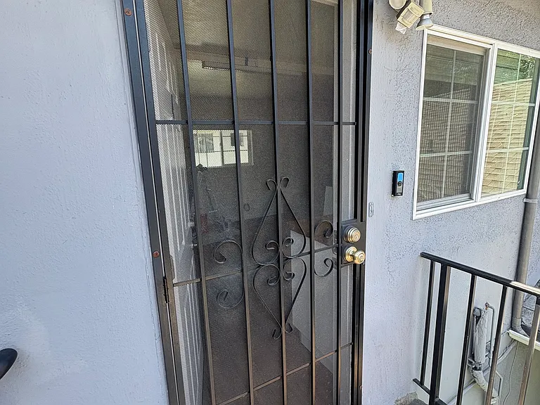 1638 Bay Rd #4 — Photo 3