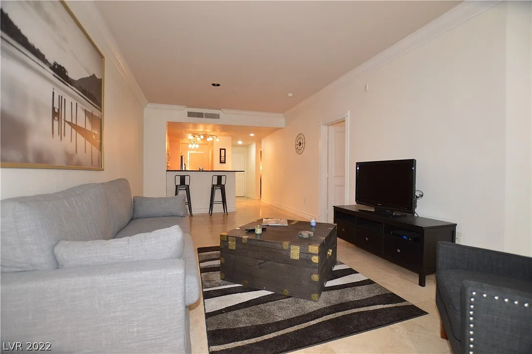 270 East Flamingo Road — Photo 2
