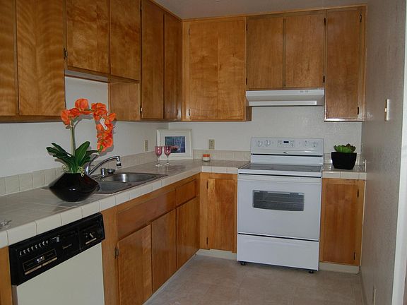 3rd image of 2117 Wyda Way #5