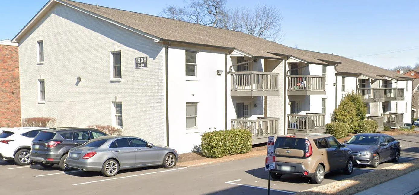1 bed, 800 sqft, $1,575 — Photo 2