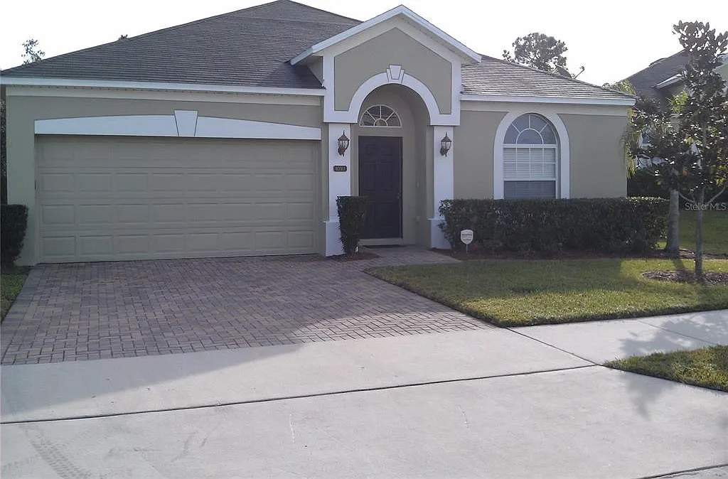 3 bed, 2.0 bath, 1517 sqft, $2,495 — Photo 1