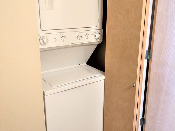 5th image of 2222 Gravois Ave APT B