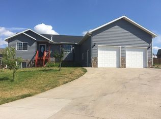 615 Silverleaf Dr, Spearfish, SD 57783