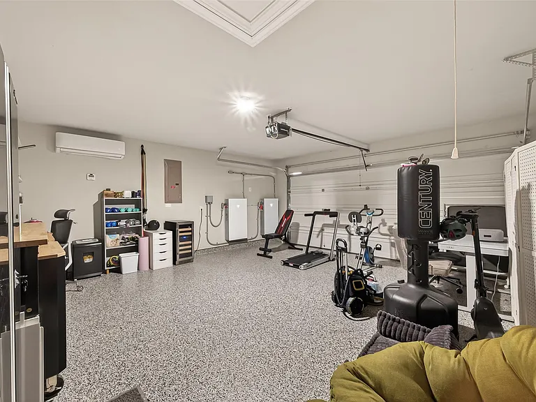 1643 Pickford Knolls Ln — Photo 30