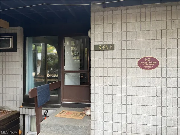 946 Snowfall Spur Unit 28B, Akron, OH 44313