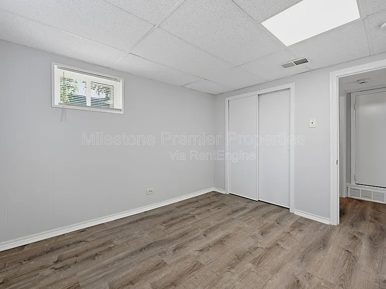 310 S Barrett Ave #101 — Photo 12