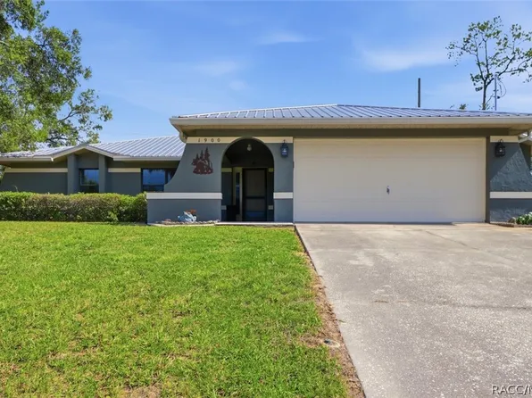 1900 W Alhambra Dr, Citrus Springs, FL 34434