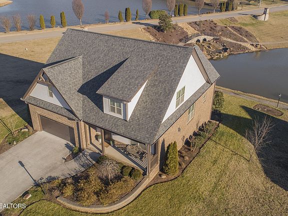 5th image of 171 Augusta Ln