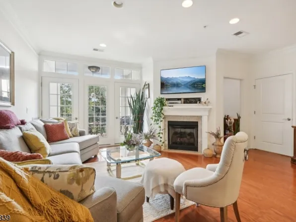 1205 Wickham Ter #1205, Clifton City, NJ 07013
