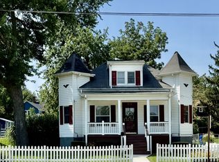 701 S Tremont St, Kewanee, IL 61443