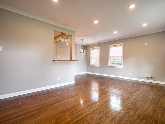 5th image of 3024 Joan Ave
