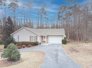112 Cherokee Dr, Greenwood, SC 29646