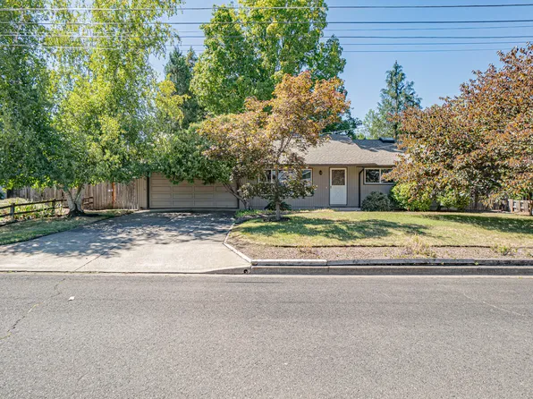 2840 Alameda St, Medford, OR 97504