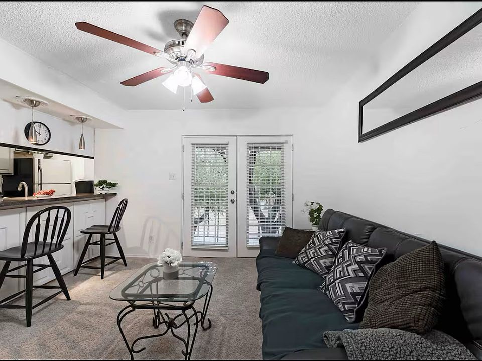 1st image of 5924 Birchbrook Dr APT 211