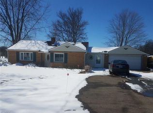 13370 Grafton Rd, Grafton, OH 44044