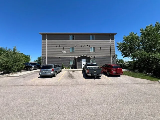 4660 Coal Bank Dr #202 — Photo 2