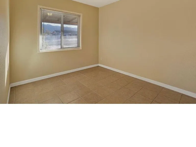 El Paseo Dr — Photo 2