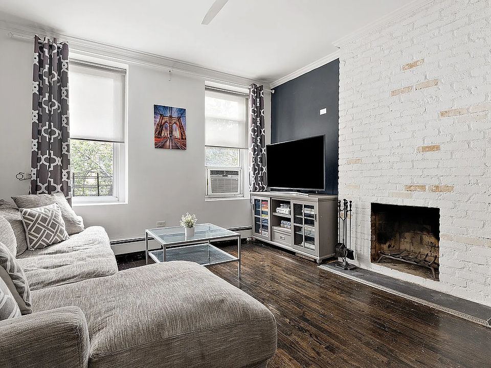 1st image of 246 5th Ave APT 2R