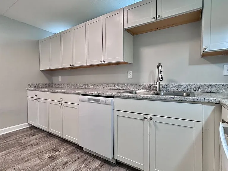 The Hammond Apartments — Photo 145