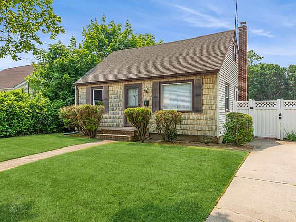 4th image of 70 Pleasantview Ct