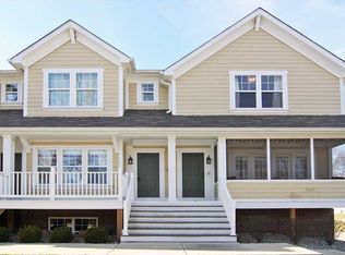 6151 Halton Pl, Indianapolis, IN 46220