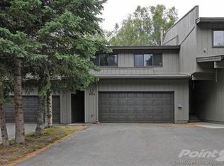 660 Highlander Cir, Anchorage, AK 99518