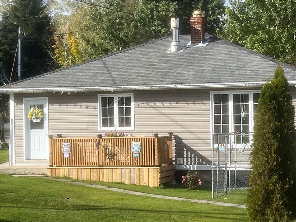 1st image of 137 Main Street N