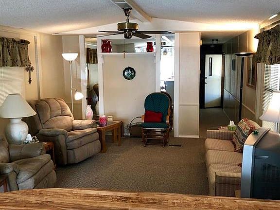 3rd image of 841 Santa Anna Dr