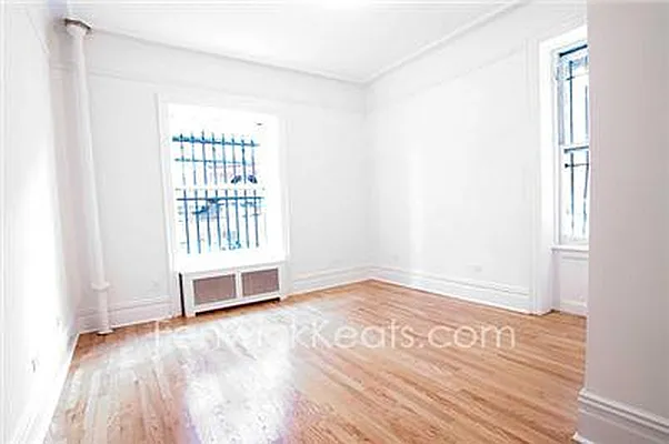 Sold by Fenwick Keats Real Estate | media 2