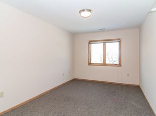 3502 Lake St #104, Omaha, NE 68111